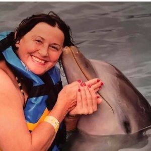 Meet your Posher, Debbie